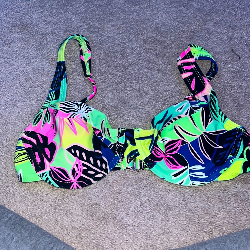 Wired Bikini top no bottoms